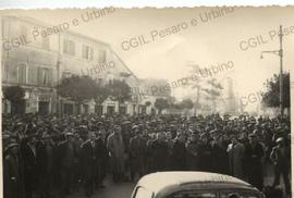 Manifestazione in Piazzale Lazzarini - [195-?]