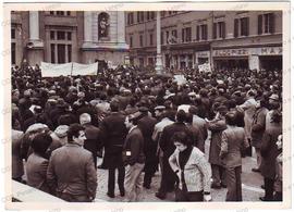 Concentrazione in Piazza del popolo a Pesaro - 1973
