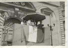 Sfilata del corteo in Piazza del popolo - [195-?]